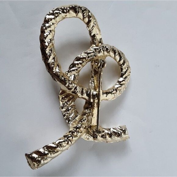 Vintage Light Gold Tone Large Brooch - Picture 4 of 9